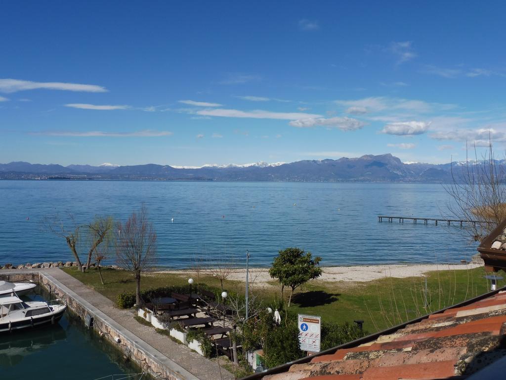 Affittacamere Porticciolo Castelnuovo del Garda Exterior foto